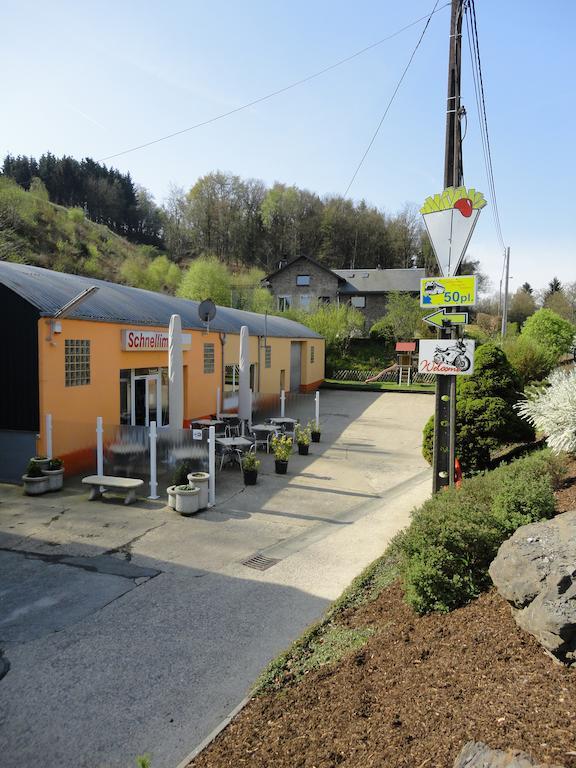 Haus Wangen Studio Burg Reuland Bilik gambar